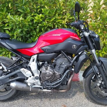 Tromb Titan  modif  Yamaha  MT 07